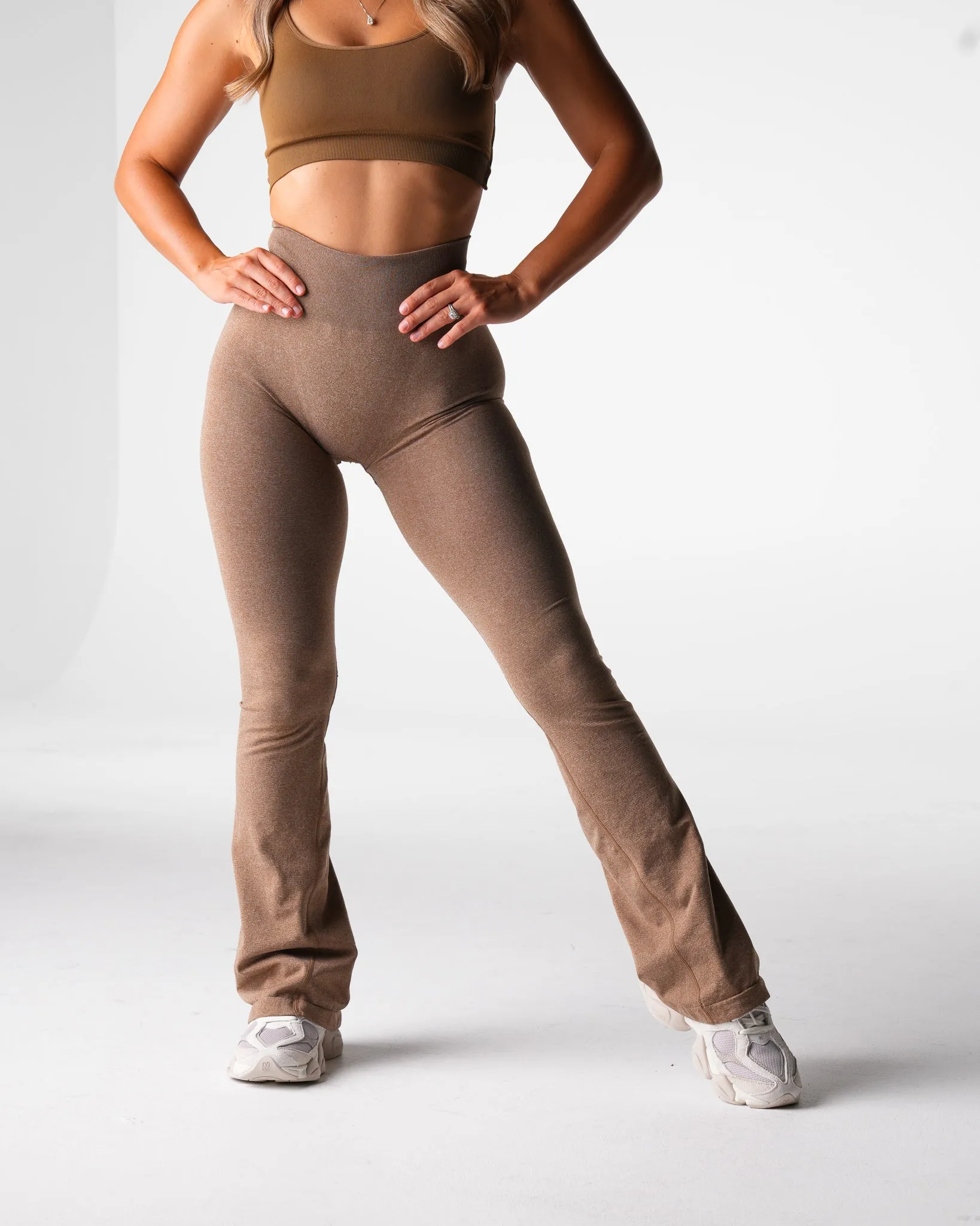 Mocha Iconic Seamless Flare Leggings