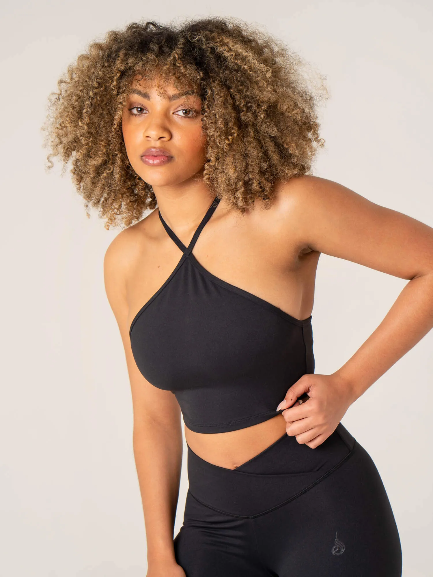 Momentum Tank Bra - Black