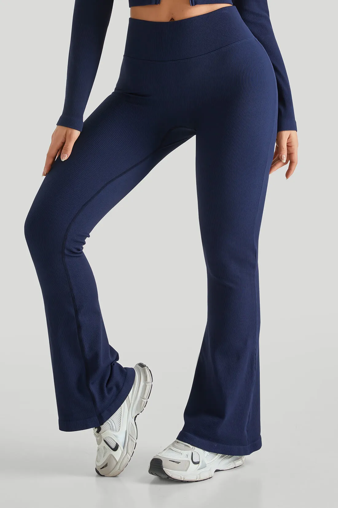 Solid Ribbed Flared Seamless Legging