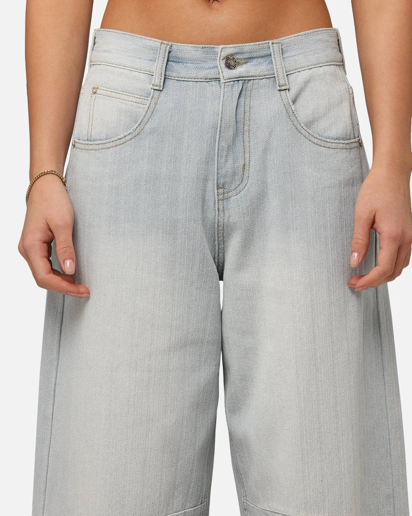 XXIII Women's Buckle Baggy Jeans Light Blue Denim